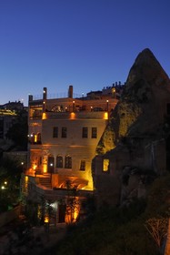 Serenus Cave Suites
