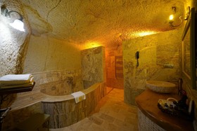 Serenus Cave Suites