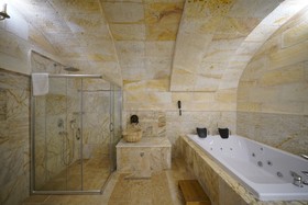 Serenus Cave Suites