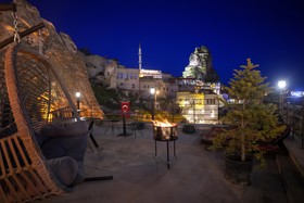 Serenus Cave Suites