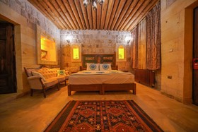 Serenus Cave Suites