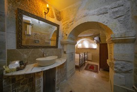 Serenus Cave Suites