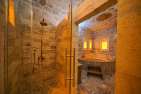 Serenus Cave Suites