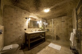 Shiraz Cave Cappadocia