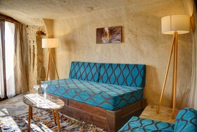 4ODA Cave House Boutique