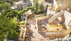 4ODA Cave House Boutique