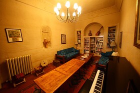 4ODA Cave House Boutique