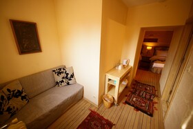 4ODA Cave House Boutique