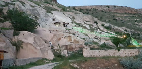 Akkoy Evleri Cave Hotel