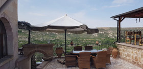Akkoy Evleri Cave Hotel