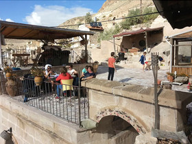 Akkoy Evleri Cave Hotel