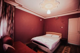 Alexander Cave House