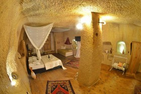7 Oda Kapadokya Cave House