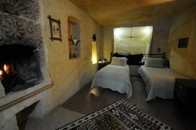 Antik Cave House