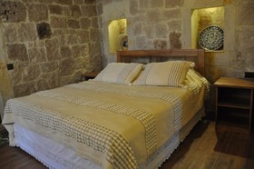 Aravan Evi