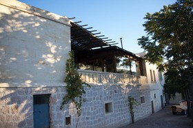 Aravan Evi