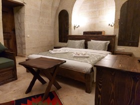 Armesos Cave Hotel