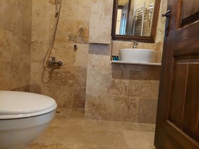 Armesos Cave Hotel