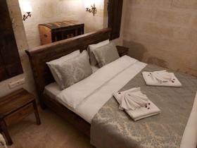 Armesos Cave Hotel