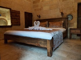 Armesos Cave Hotel