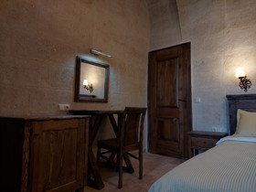 Armesos Cave Hotel