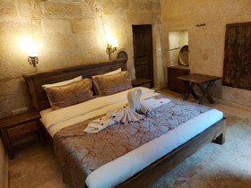 Armesos Cave Hotel
