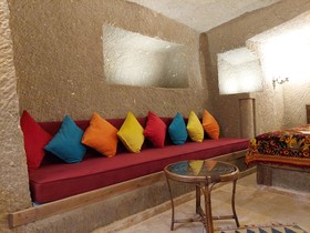 Armesos Cave Hotel