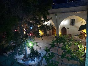 Armesos Cave Hotel