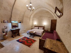 Armesos Cave Hotel