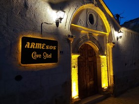 Armesos Cave Hotel