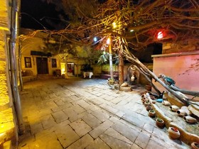 Armesos Cave Hotel