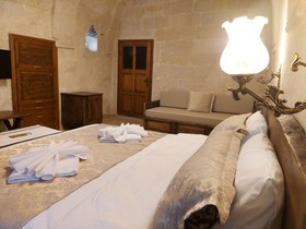 Armesos Cave Hotel