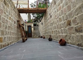 Armesos Cave Hotel