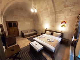 Armesos Cave Hotel