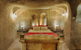 Carna Cave Hotel