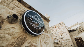 Carna Cave Hotel