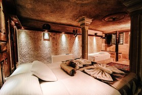 Casia Cave Suites