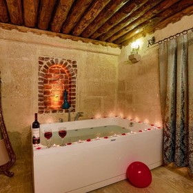 Casia Cave Suites
