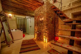 Casia Cave Suites