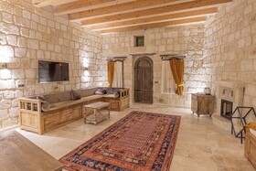 Chakra Special Caves