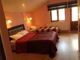 Dedeli Deluxe Hotel