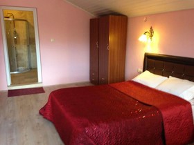 Dedeli Deluxe Hotel