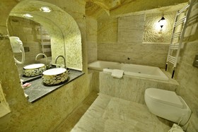 Dedeli Konak Cave Hotel