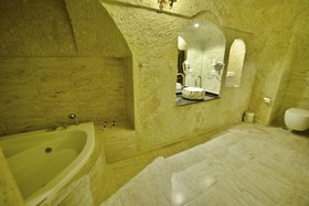 Dedeli Konak Cave Hotel