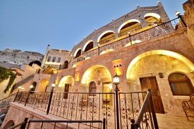 Dedeli Konak Cave Hotel