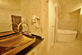 Dedeli Konak Cave Hotel