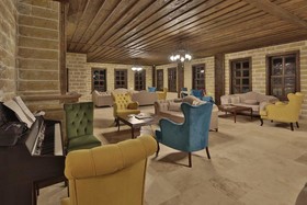 Elevres Stone House Hotel