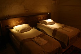 Fresco Cave Suites & Mansions