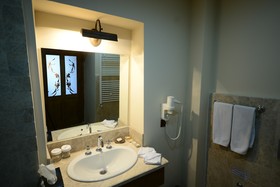 Fresco Cave Suites & Mansions