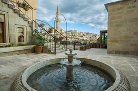 Fresco Cave Suites & Mansions